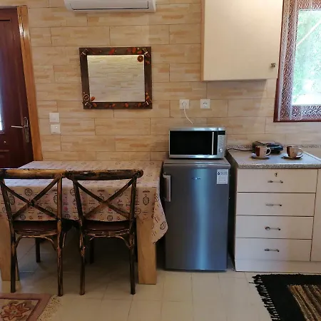 Mountain Memories Apartment Kalavryta